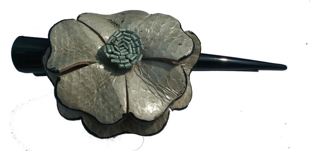 Hairclip whith Leather